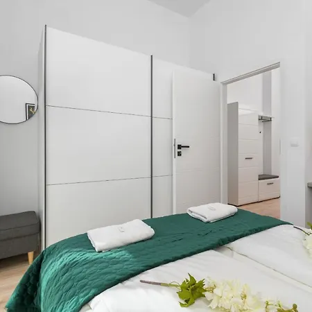 Exclusive Kajdasza By Renters * ורוצלב